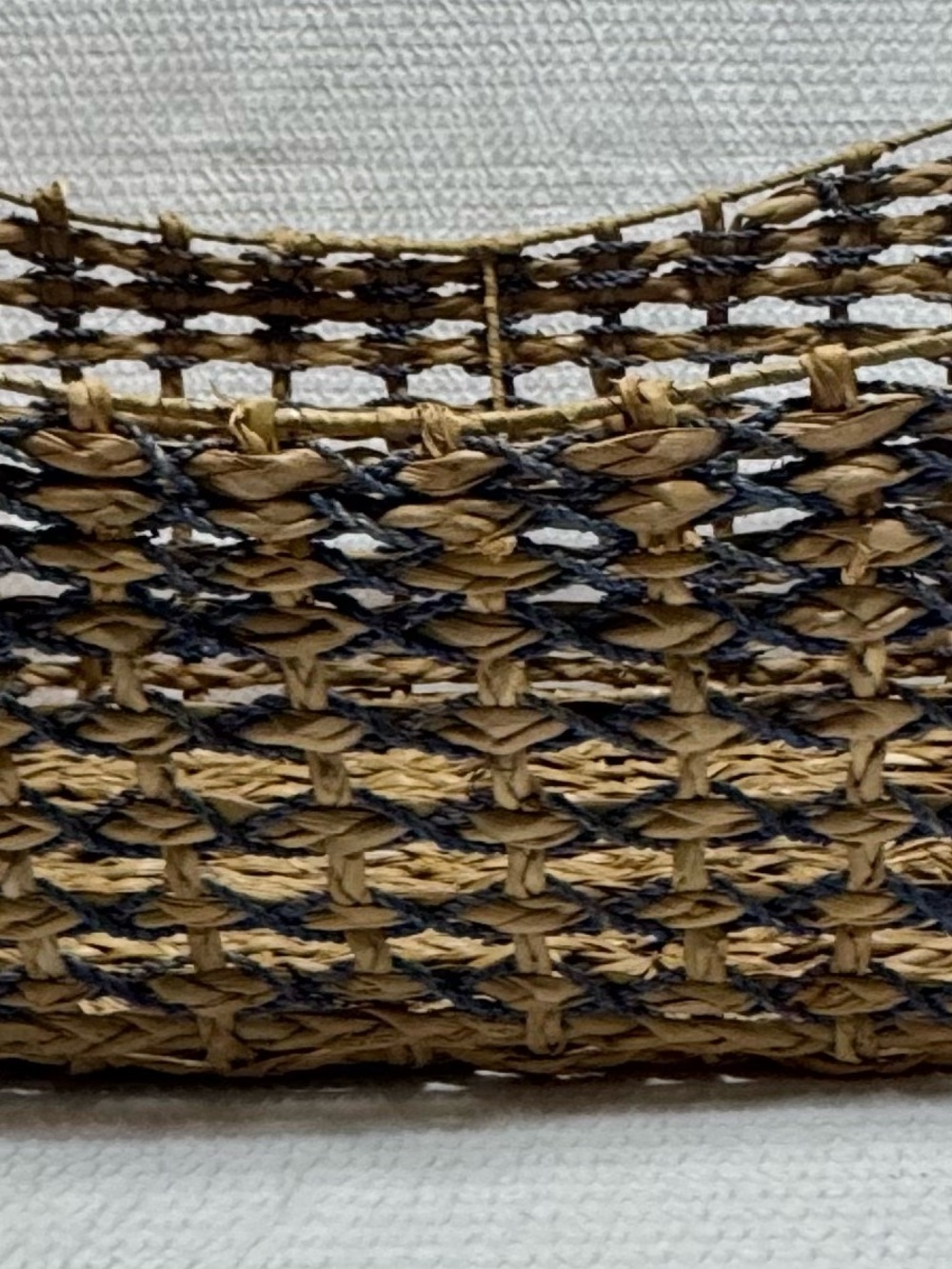 Unbranded Woven Straw Tote Bag in Natural & Black